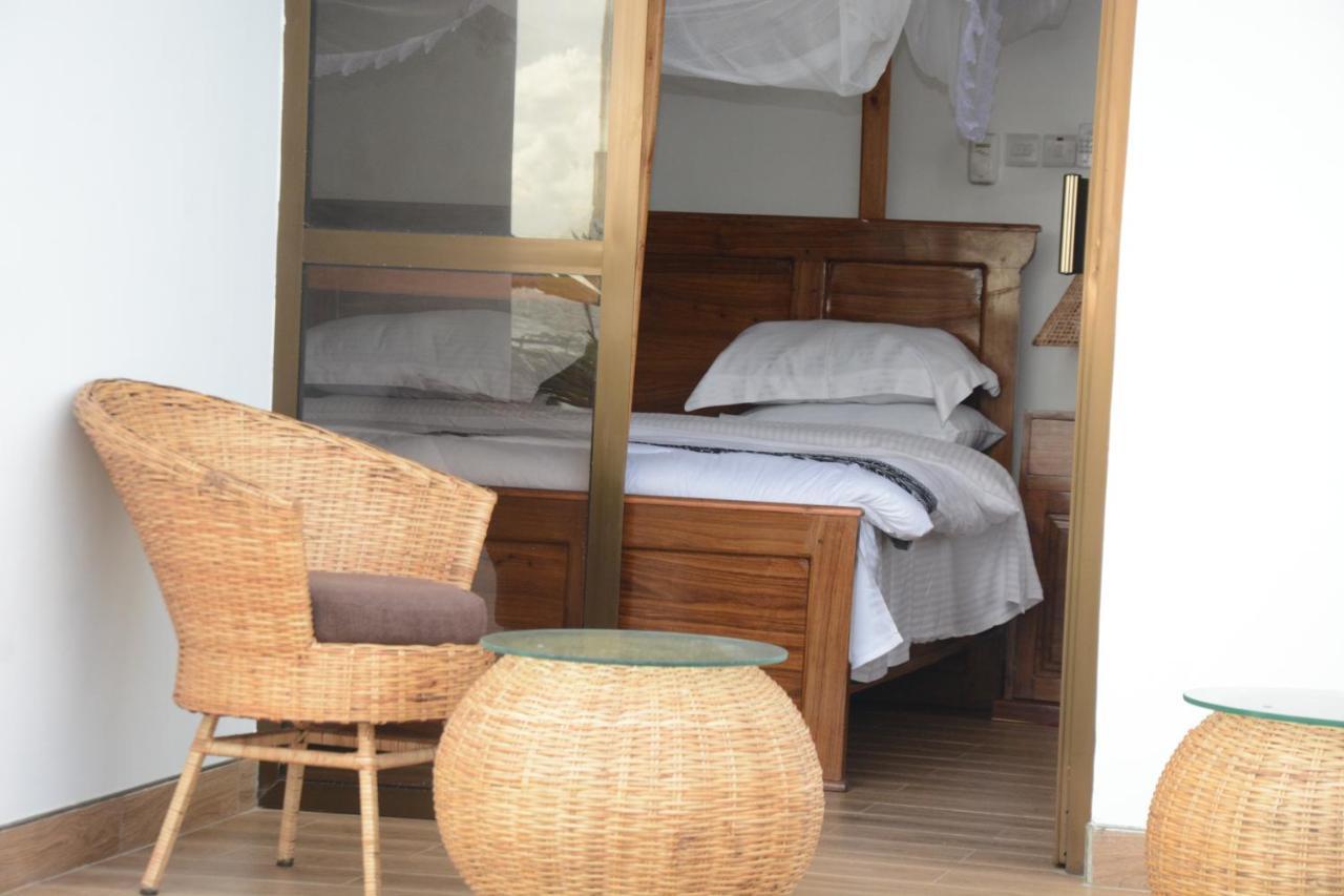 Villa Dahl Beach Resort Νταρ ες Σαλάμ Εξωτερικό φωτογραφία
